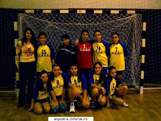 Junioarele 3 - aici sunt junioarele 3 - Echipa noastra